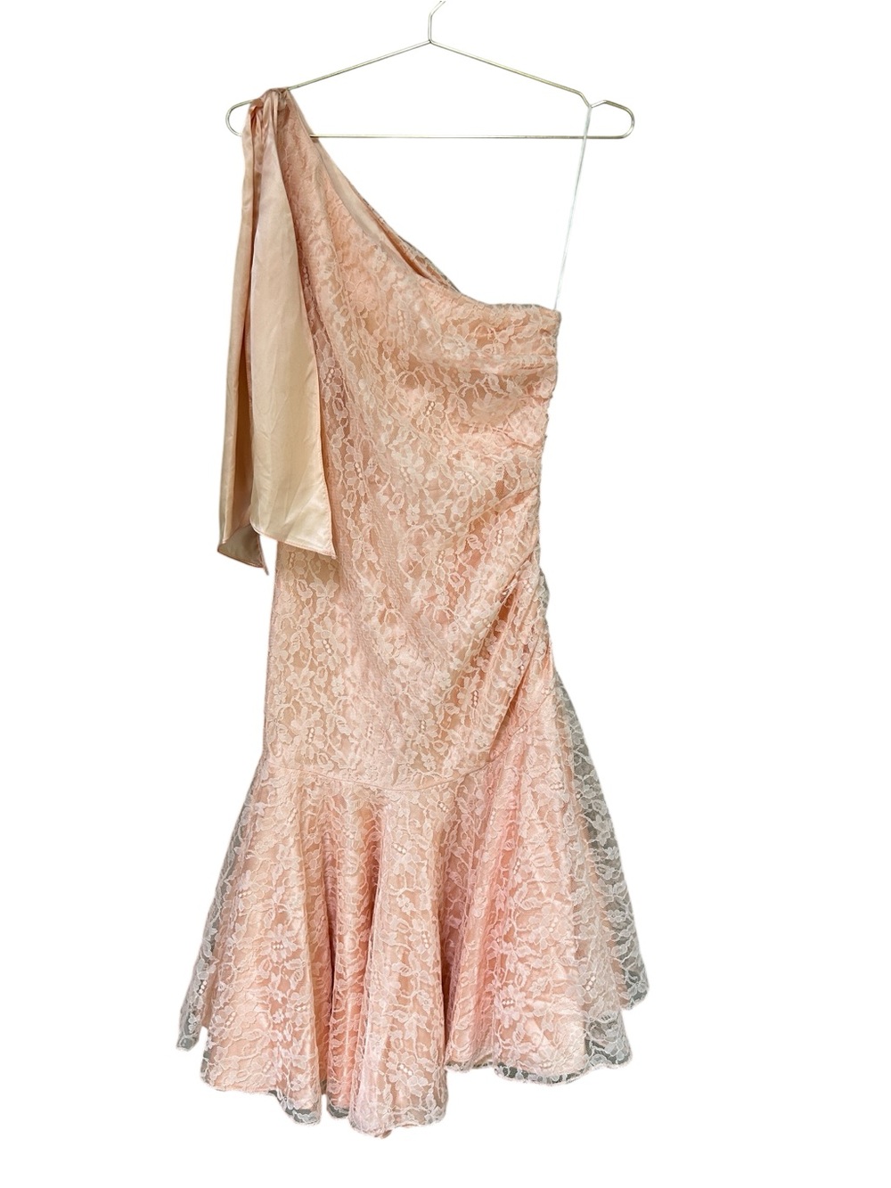 1980s Gunne Sax Peach Lace Asymmetrical One Shoulder Evening Gown, Size 9 (4)